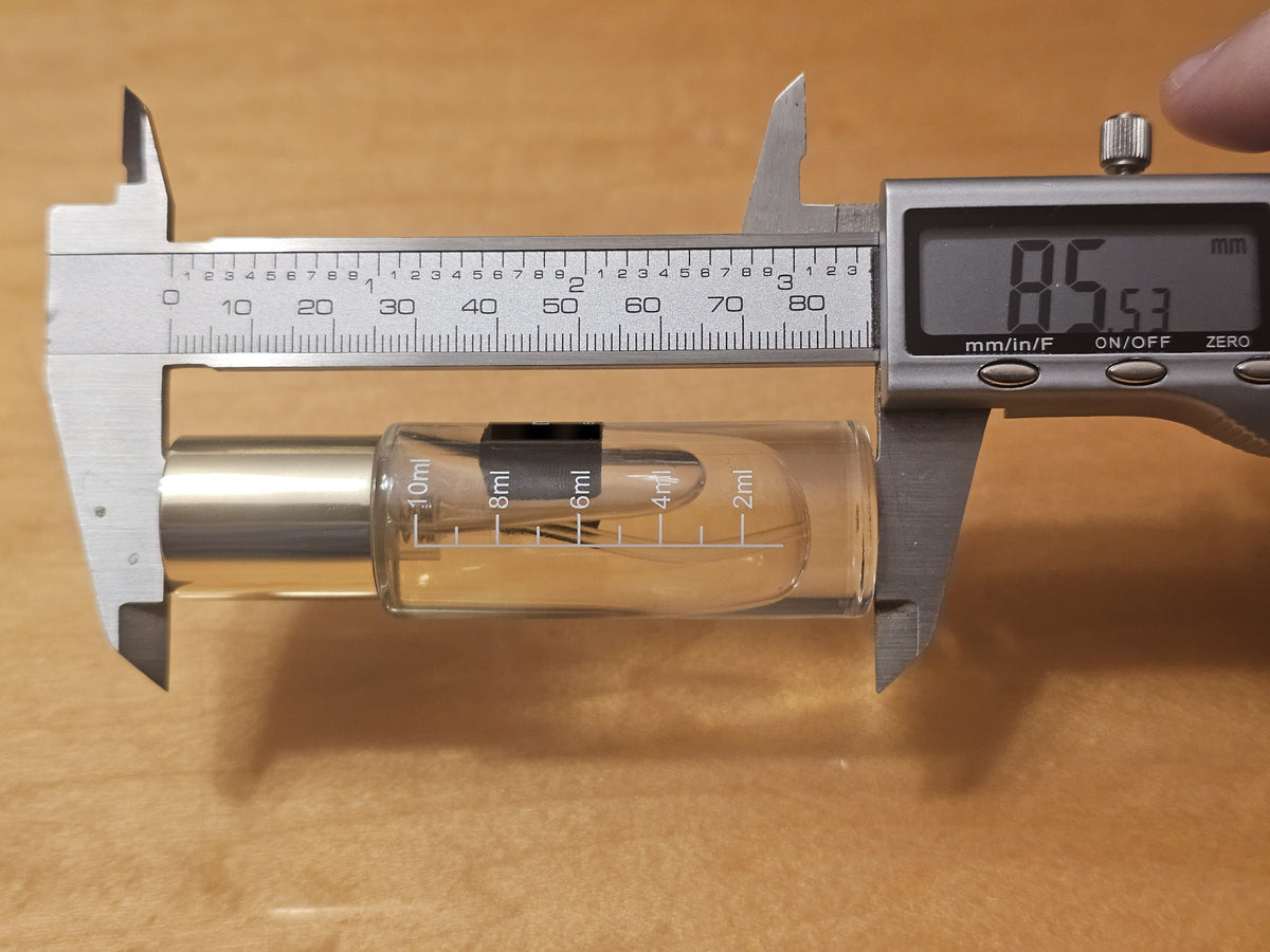 10 ml Luxury Crimp Style A vial measured at 85.53 mm long / Fiole Luxury Crimp Style A de 10 ml mesurée à 85,53 mm de longueur