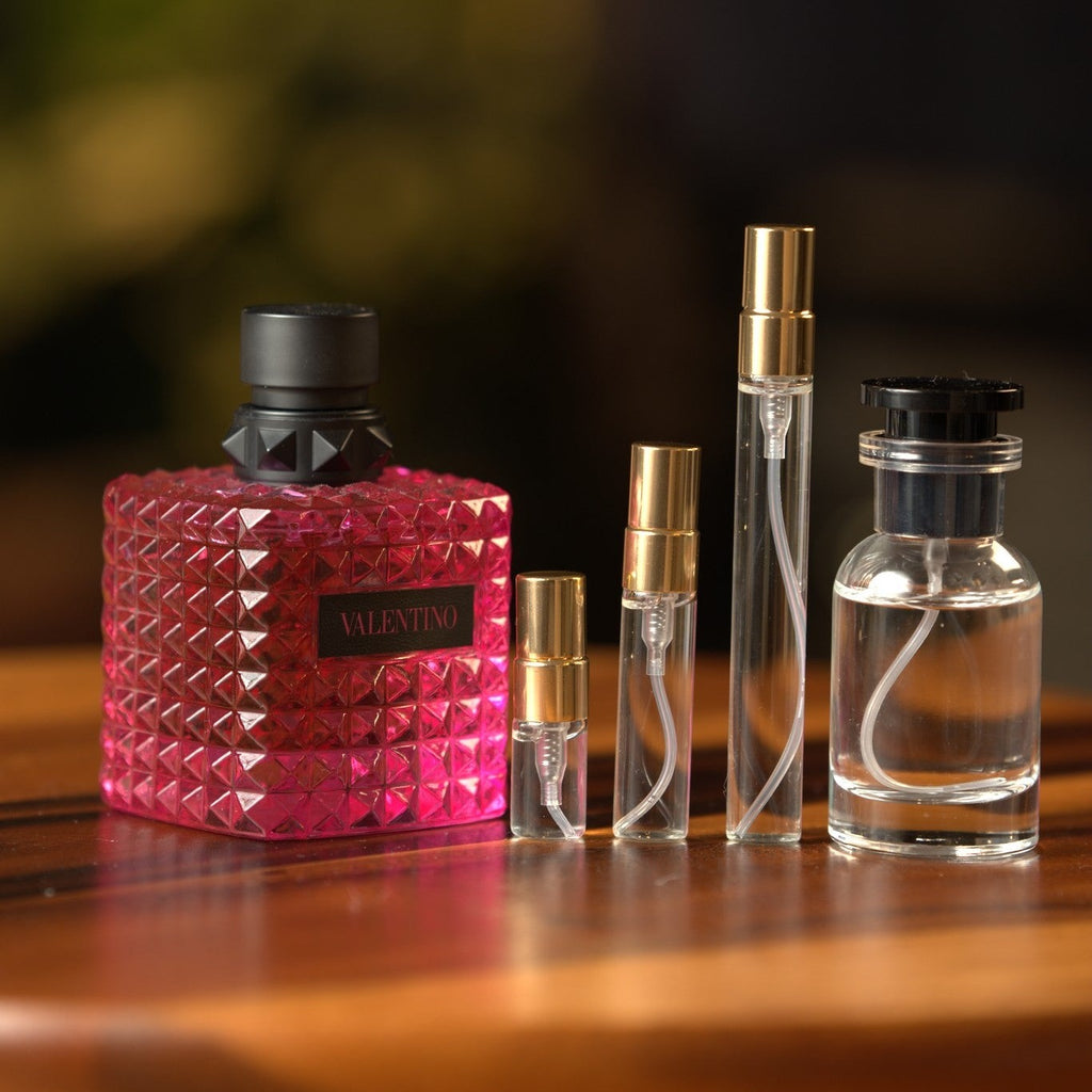valentino-born-in-roma-donna-extradose decant bottle and vials