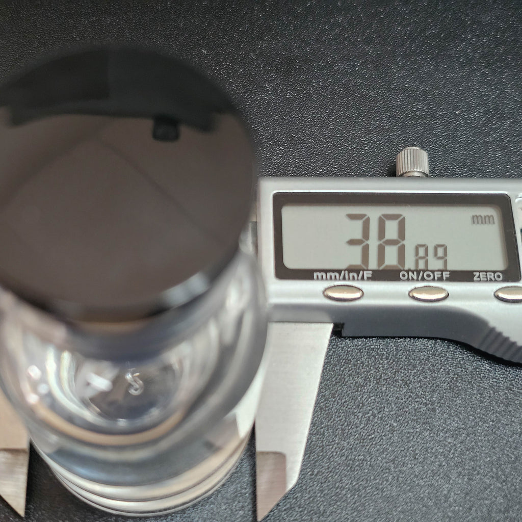 30ml bottle base measured at 38.89mm