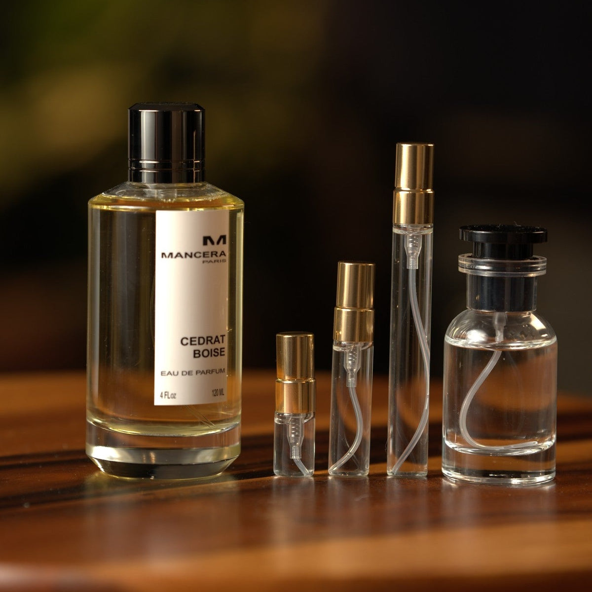 mancera-cedrat-boise decant bottle and vials