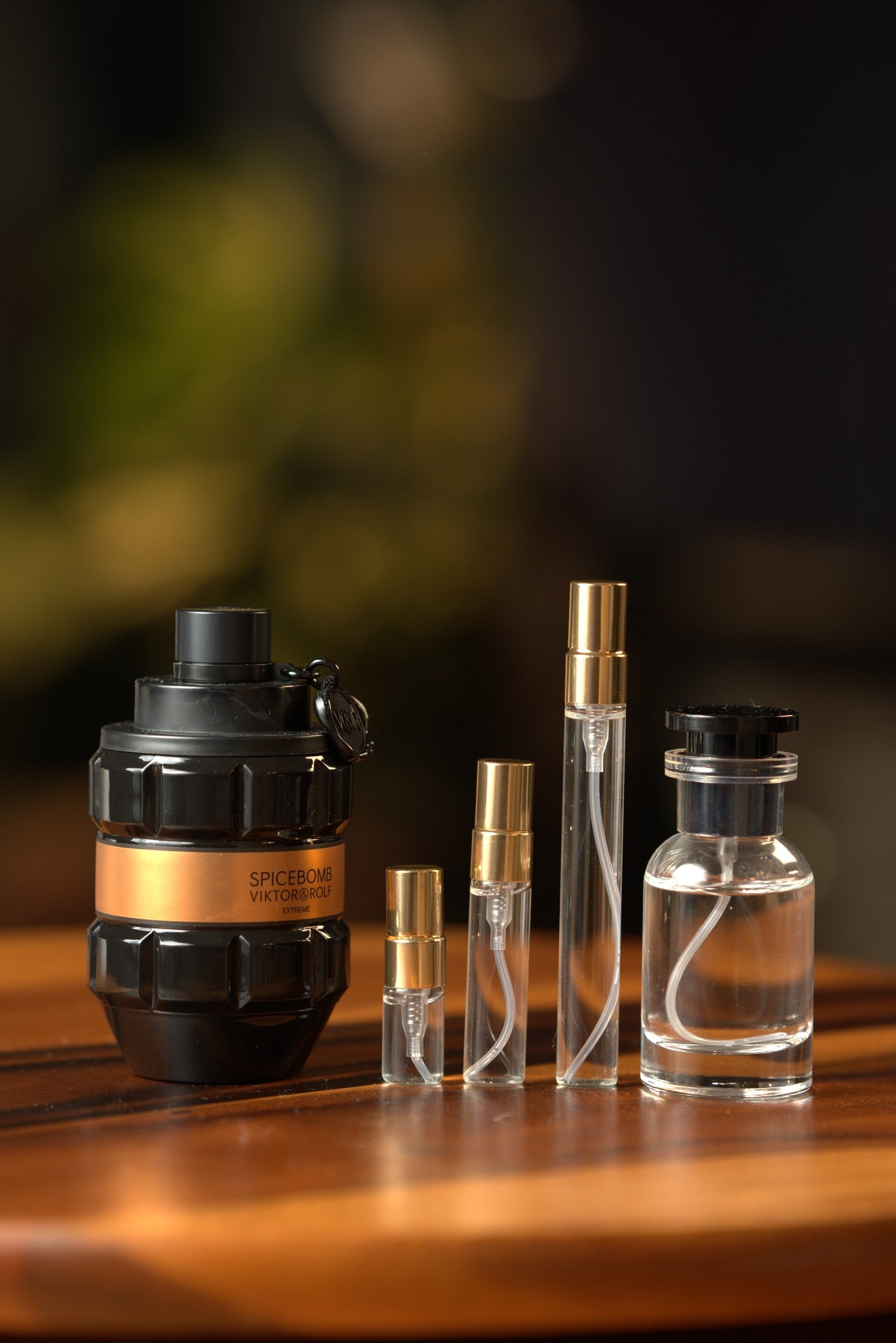 Atelier Elemental real bottle photo - Viktor & Rolf Spicebomb Extreme decant, 2ml 5ml 10ml vials